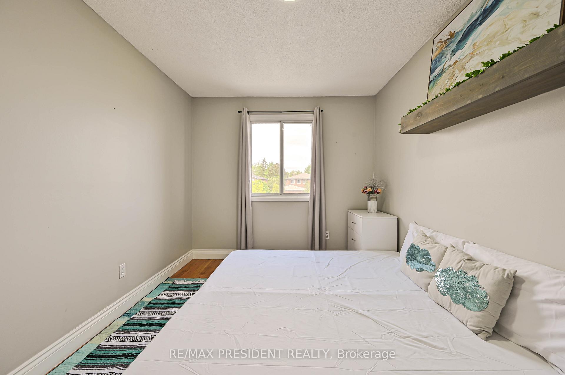 Photo 19 of 351 Rutherford Road N, Brampton, Madoc — HOMEH