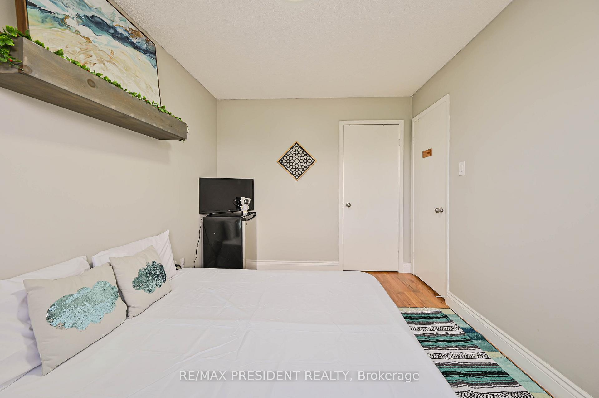 Photo 13 of 351 Rutherford Road N, Brampton, Madoc — HOMEH