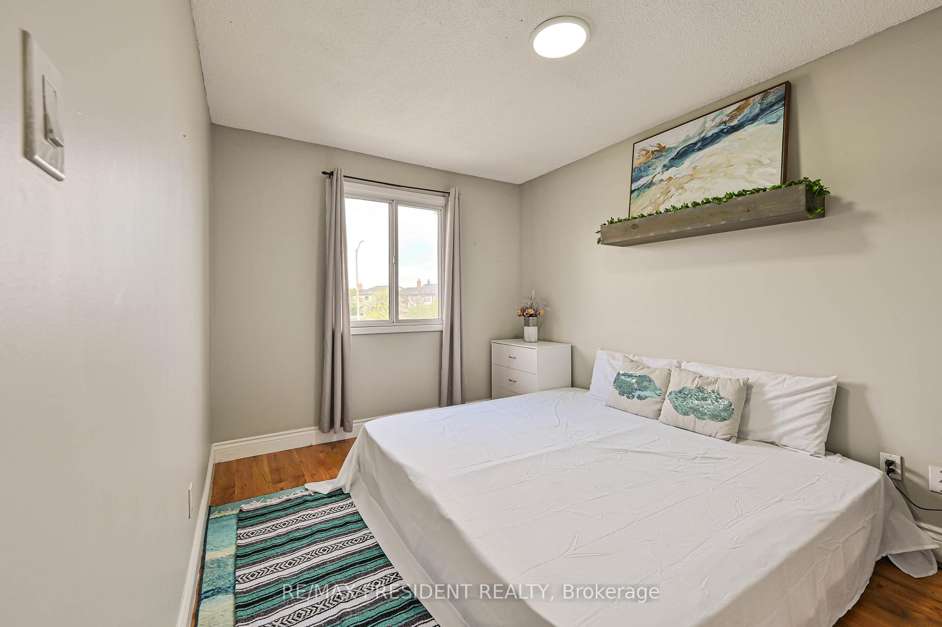 Photo 22 of 351 Rutherford Road N, Brampton, Madoc — HOMEH