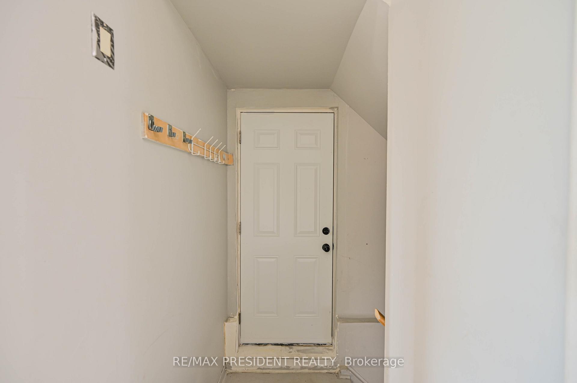 Photo 25 of 351 Rutherford Road N, Brampton, Madoc — HOMEH
