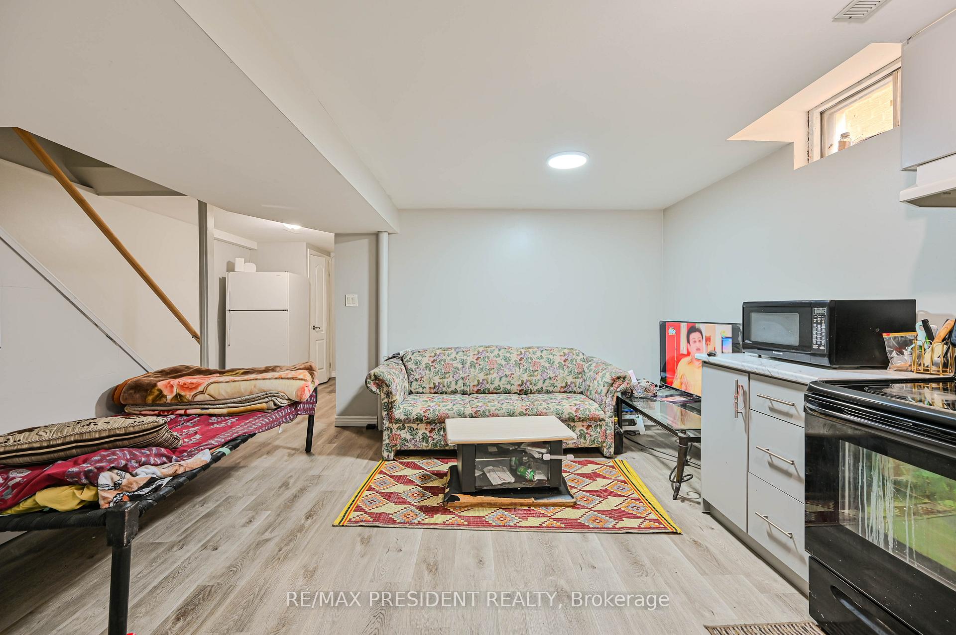 Photo 42 of 351 Rutherford Road N, Brampton, Madoc — HOMEH