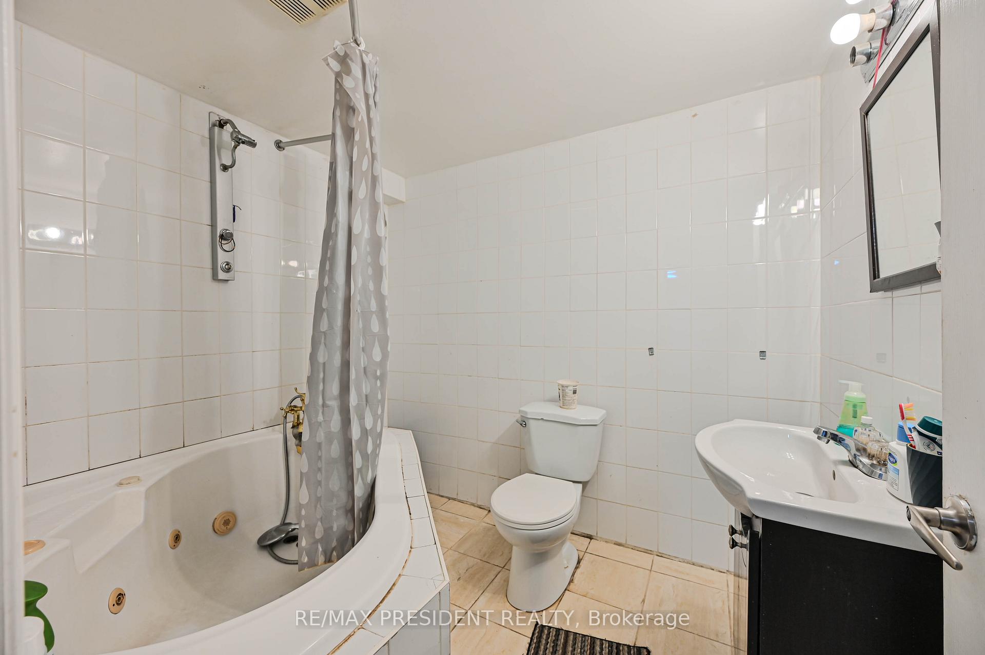 Photo 41 of 351 Rutherford Road N, Brampton, Madoc — HOMEH