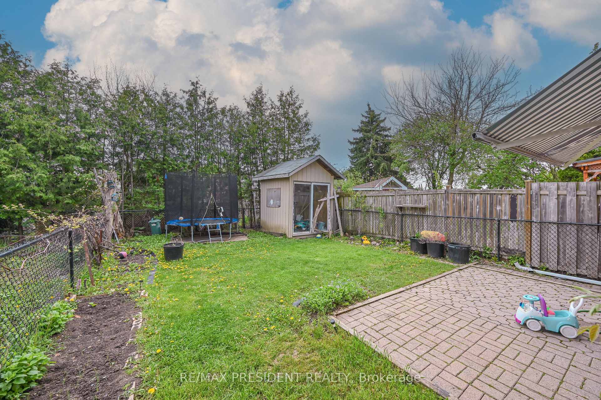 Photo 33 of 351 Rutherford Road N, Brampton, Madoc — HOMEH