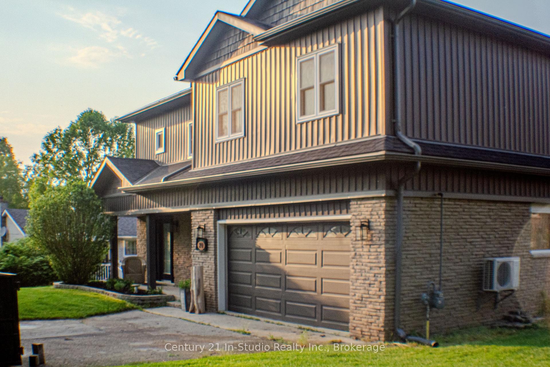 Photo 15 of 20 Mohawk Crescent, Central Huron, Clinton — HOMEH