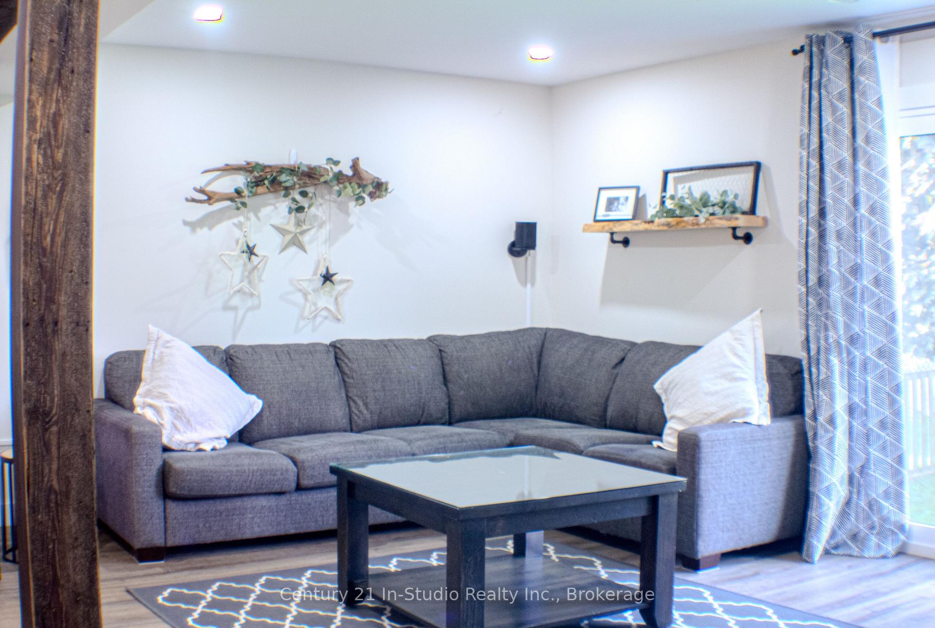 Photo 16 of 20 Mohawk Crescent, Central Huron, Clinton — HOMEH