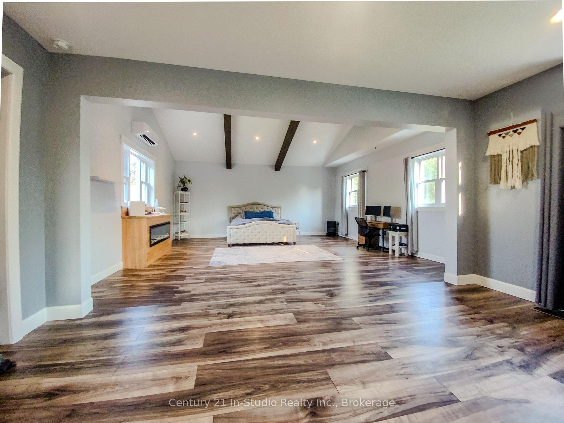 Photo 13 of 20 Mohawk Crescent, Central Huron, Clinton — HOMEH