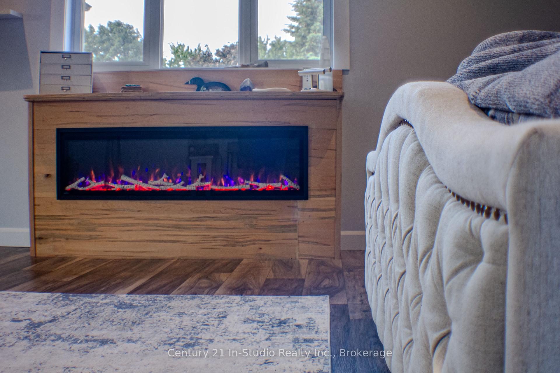 Photo 9 of 20 Mohawk Crescent, Central Huron, Clinton — HOMEH