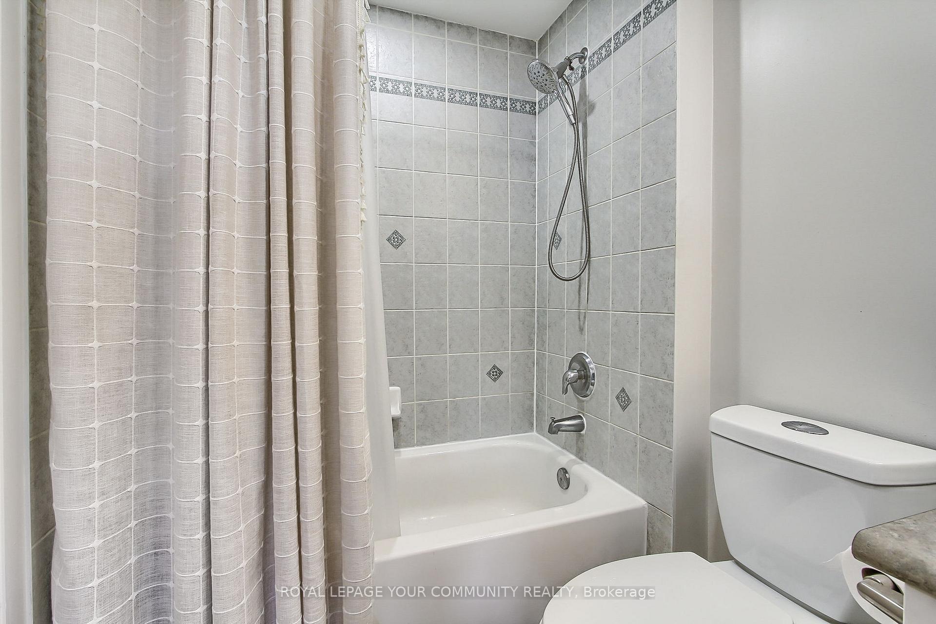 Photo 28 of 33 Goodwin Drive, Barrie, Painswick South — HOMEH