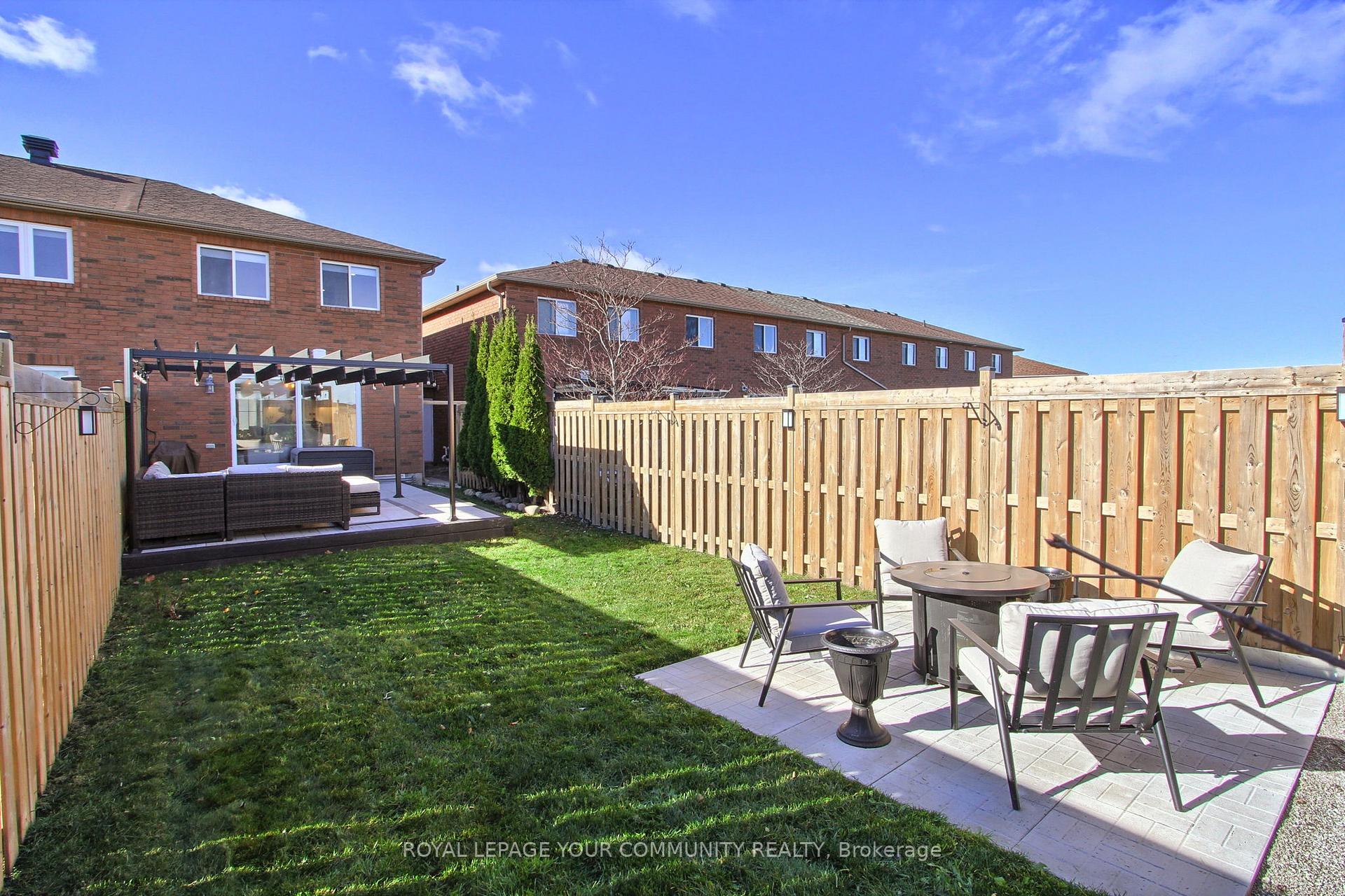Photo 36 of 33 Goodwin Drive, Barrie, Painswick South — HOMEH