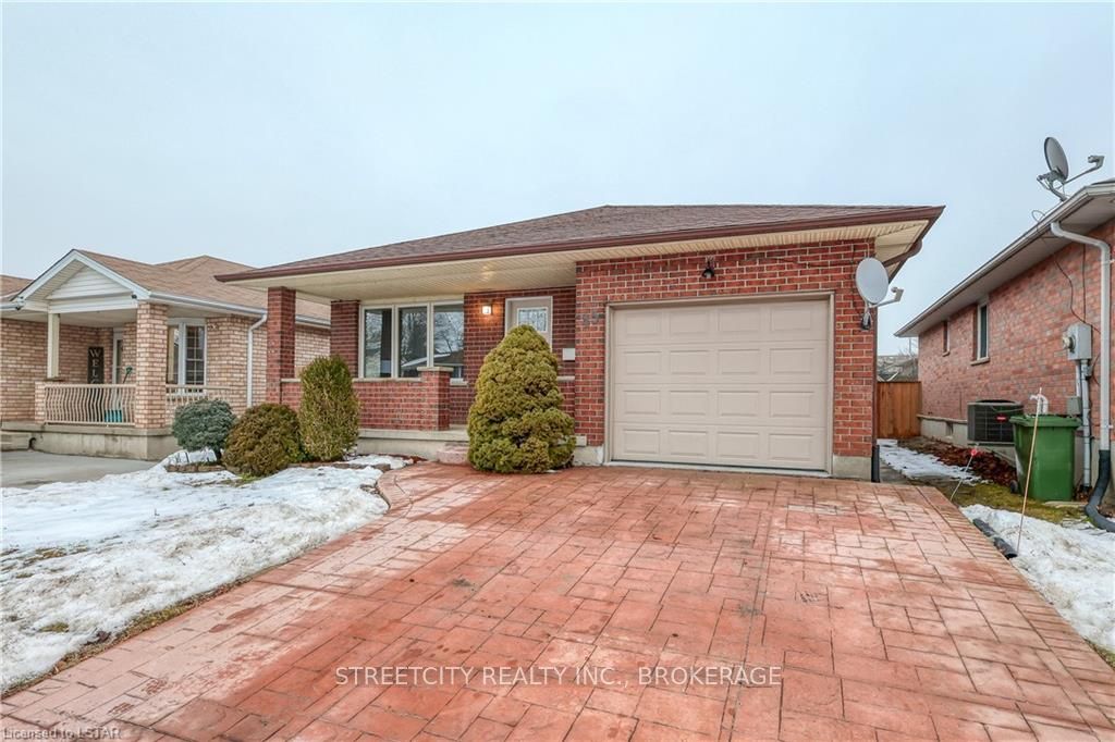 Photo 1 of 45 Neal Avenue, St. Thomas — HOMEH
