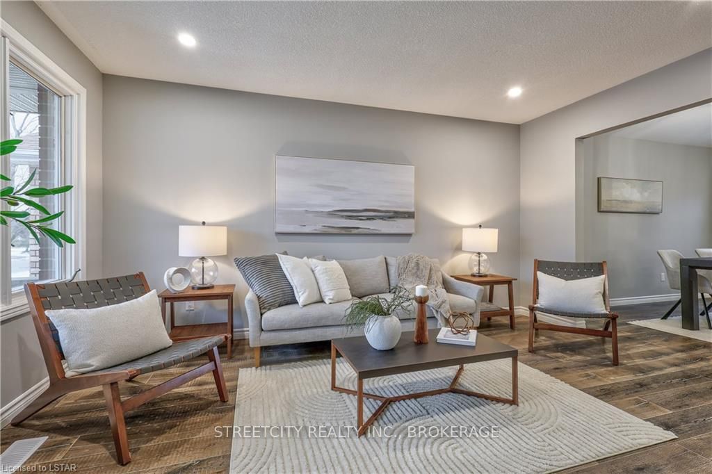 Photo 7 of 45 Neal Avenue, St. Thomas — HOMEH