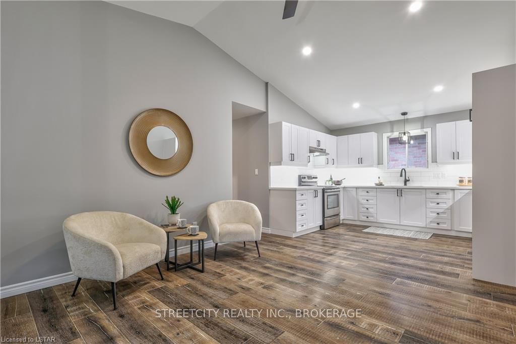 Photo 13 of 45 Neal Avenue, St. Thomas — HOMEH