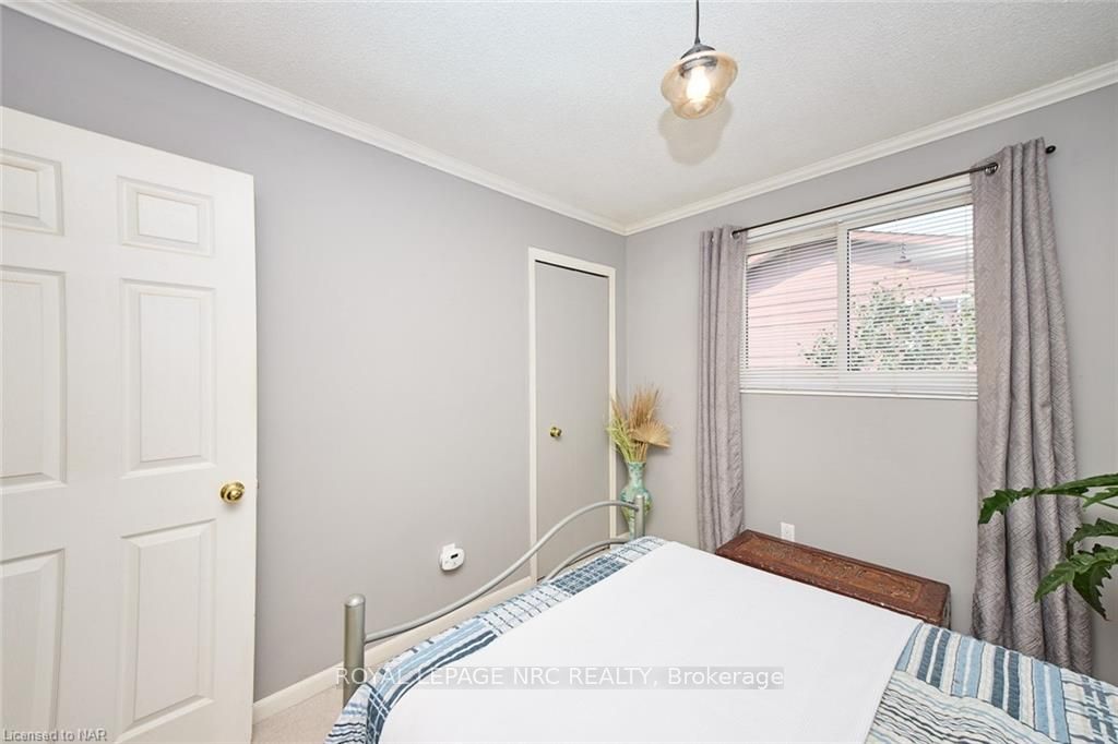 Photo 15 of 86 Green Maple Drive, St. Catharines, Secord Woods — HOMEH