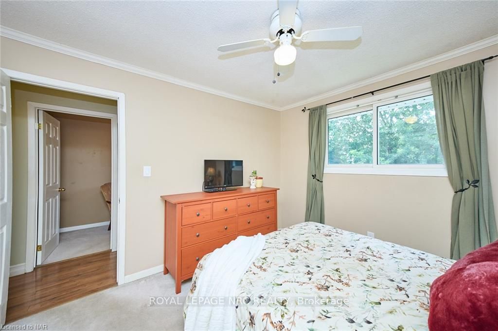 Photo 18 of 86 Green Maple Drive, St. Catharines, Secord Woods — HOMEH