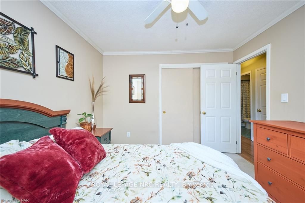 Photo 19 of 86 Green Maple Drive, St. Catharines, Secord Woods — HOMEH