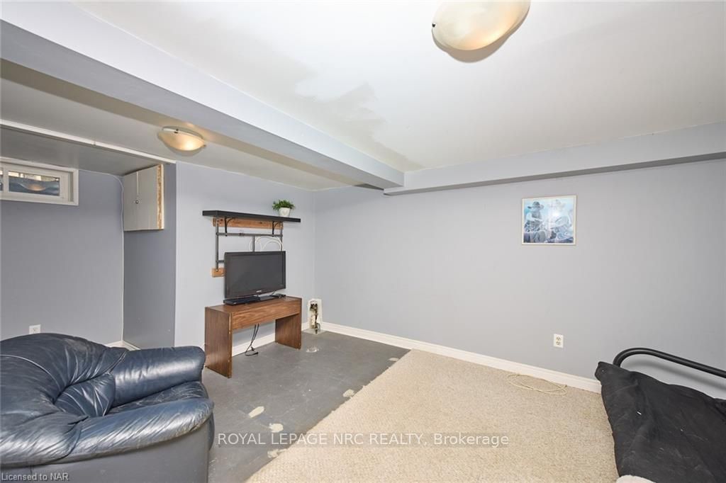 Photo 32 of 86 Green Maple Drive, St. Catharines, Secord Woods — HOMEH