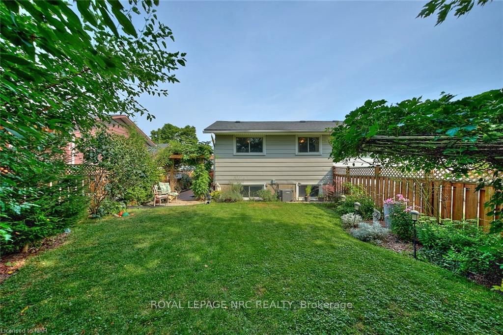 Photo 39 of 86 Green Maple Drive, St. Catharines, Secord Woods — HOMEH