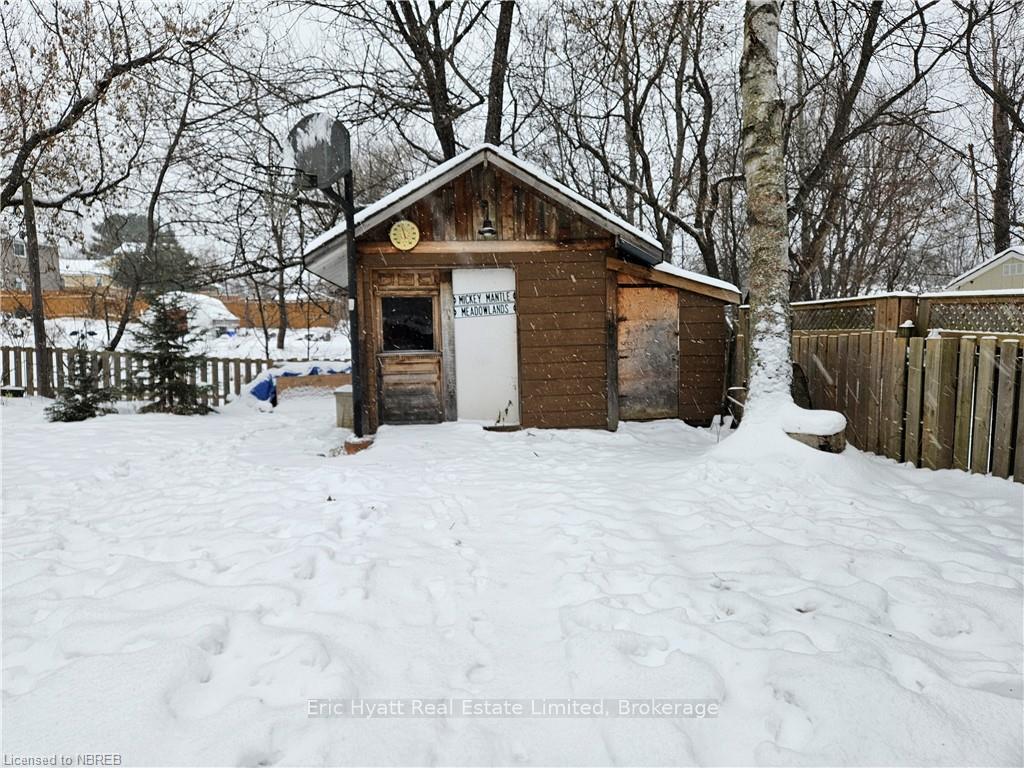 Photo 3 of 860 Main Street, Callander — HOMEH