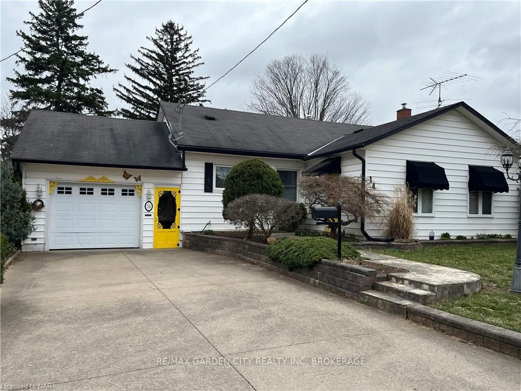 Photo 1 of 14 Woodelm Drive, St. Catharines, Carlton/Bunting — HOMEH