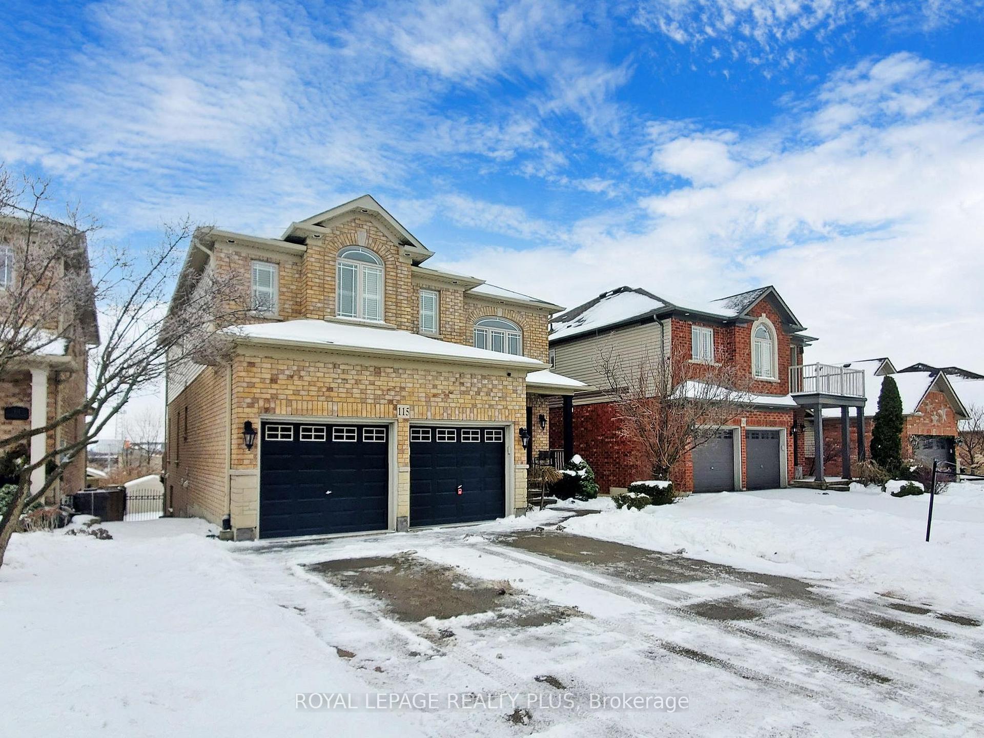 Photo 1 of 115 Candlewood Drive, Hamilton, Stoney Creek Mountain — HOMEH
