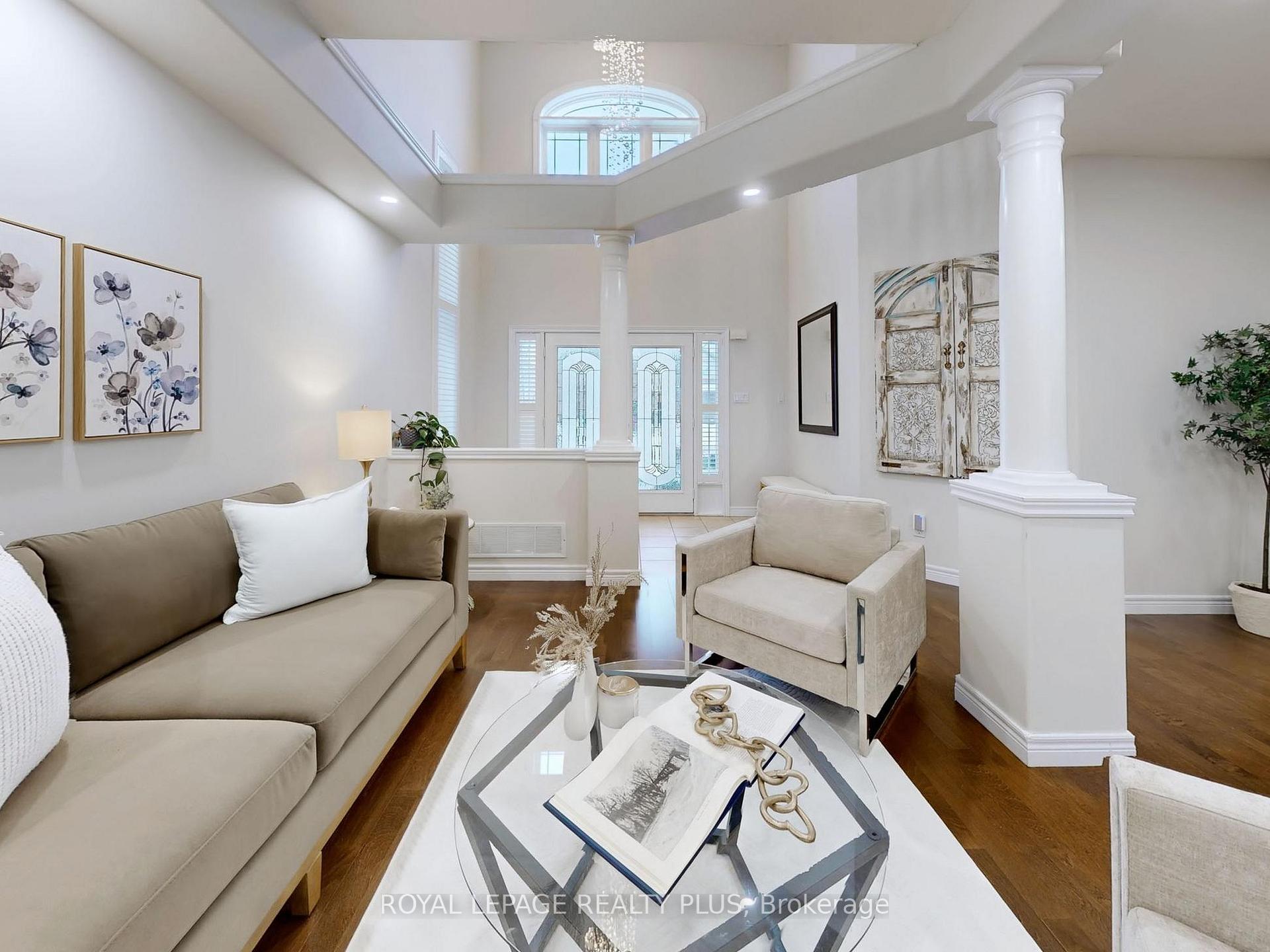 Photo 8 of 115 Candlewood Drive, Hamilton, Stoney Creek Mountain — HOMEH