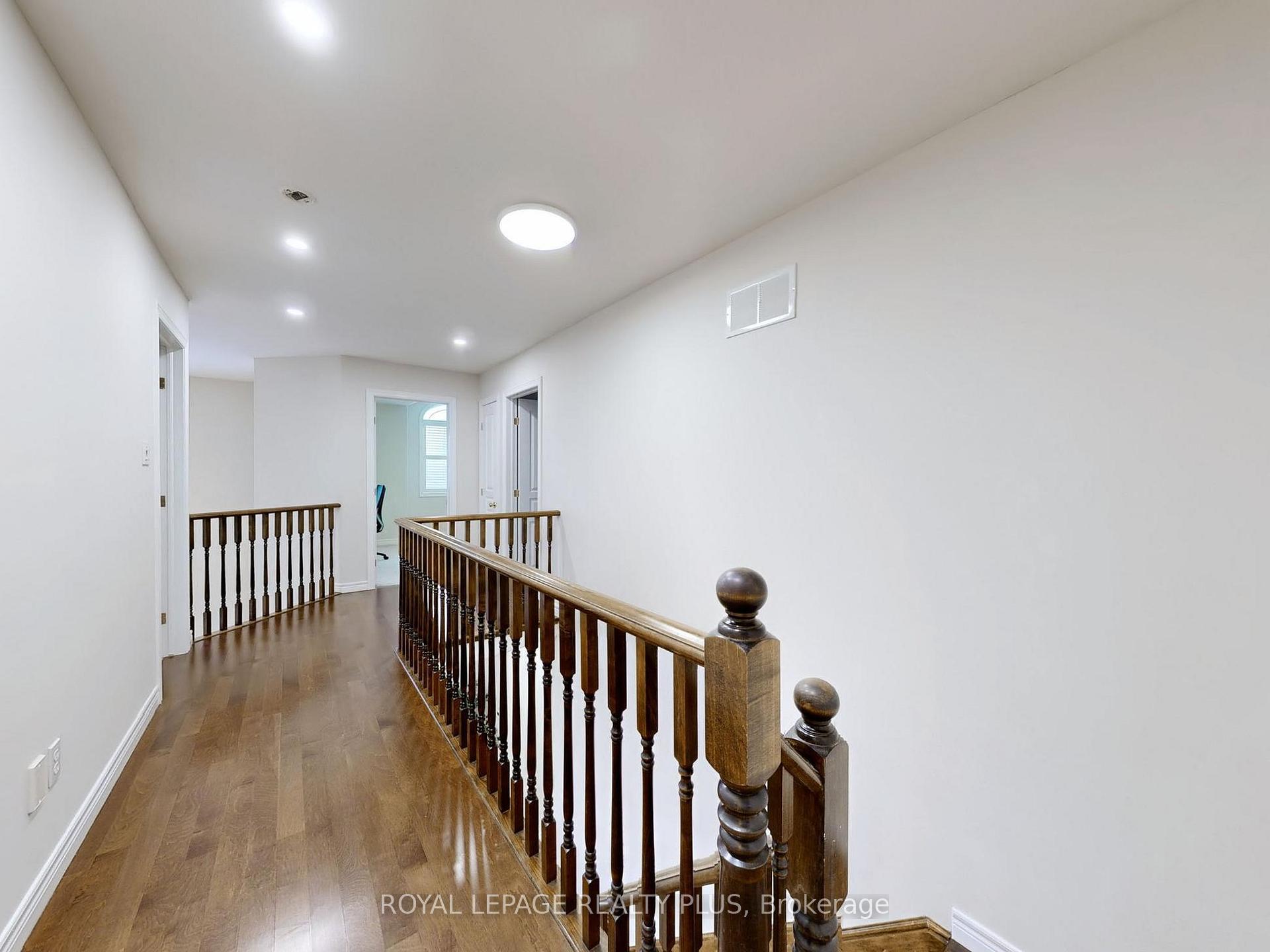 Photo 21 of 115 Candlewood Drive, Hamilton, Stoney Creek Mountain — HOMEH