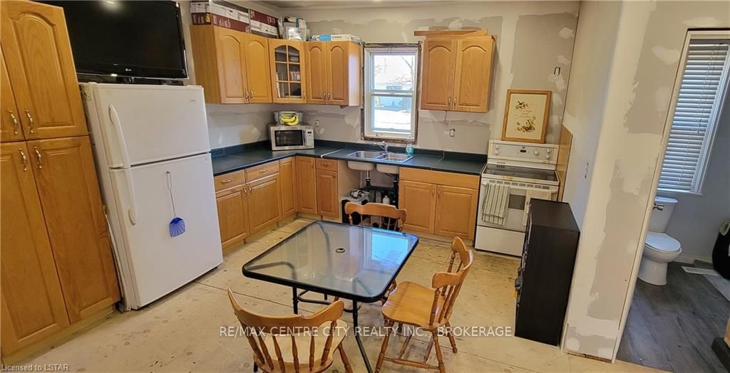 Photo 9 of 51075 Ron Mcneil Line, Malahide, Springfield — HOMEH