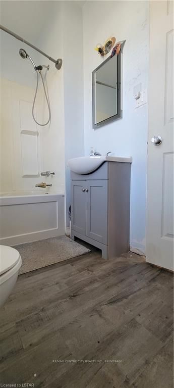 Photo 13 of 51075 Ron Mcneil Line, Malahide, Springfield — HOMEH