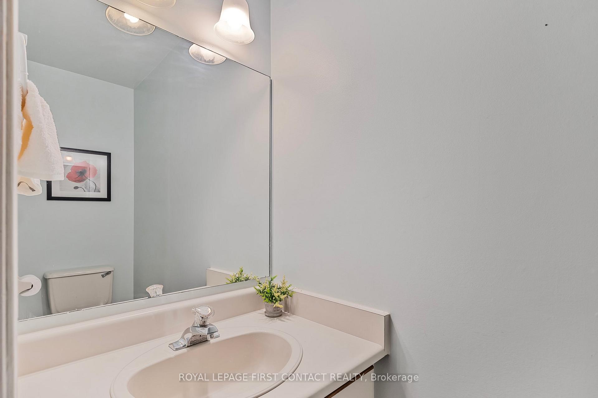 Photo 14 of 9 Carr Drive, Barrie, Letitia Heights — HOMEH