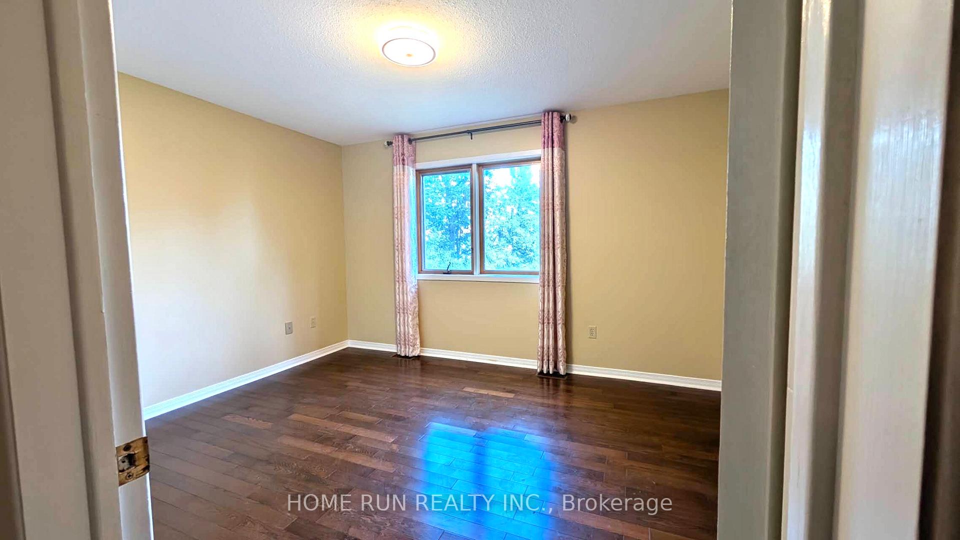 Photo 12 of 164 Scenic Lane, Ottawa, Constance Bay — HOMEH