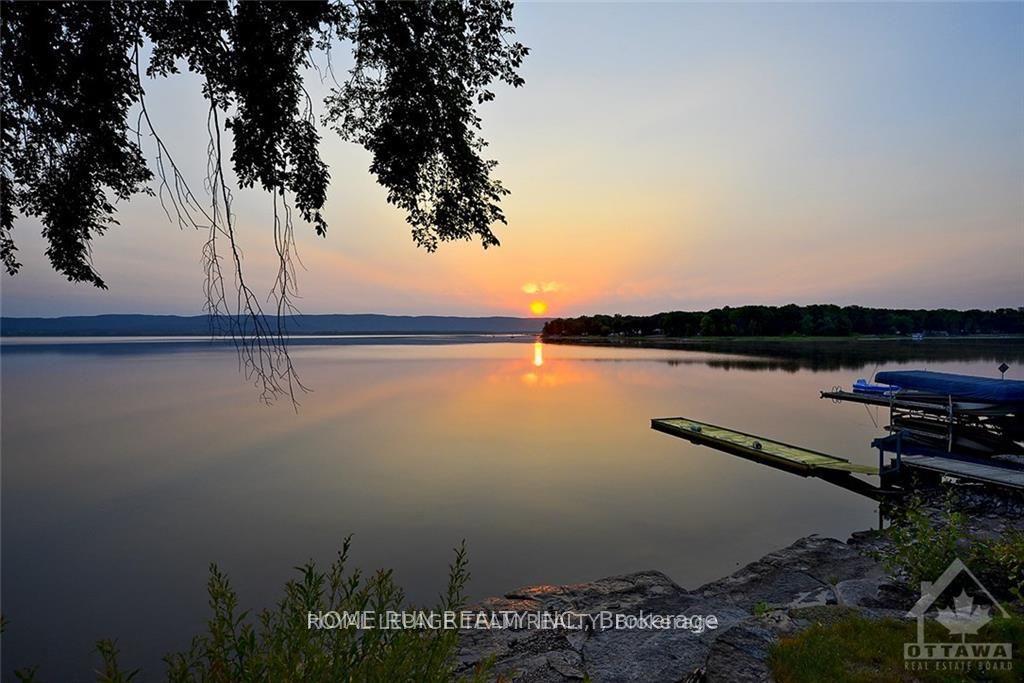 Photo 14 of 164 Scenic Lane, Ottawa, Constance Bay — HOMEH