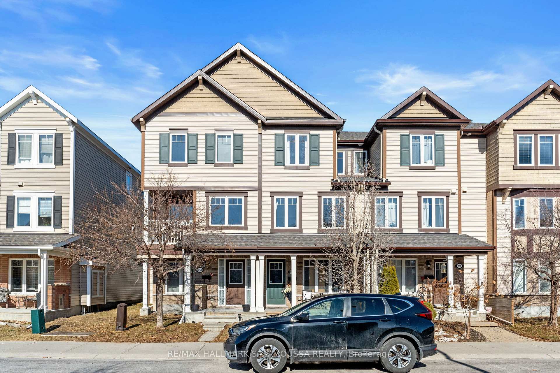 Front of 257 Cayman Road