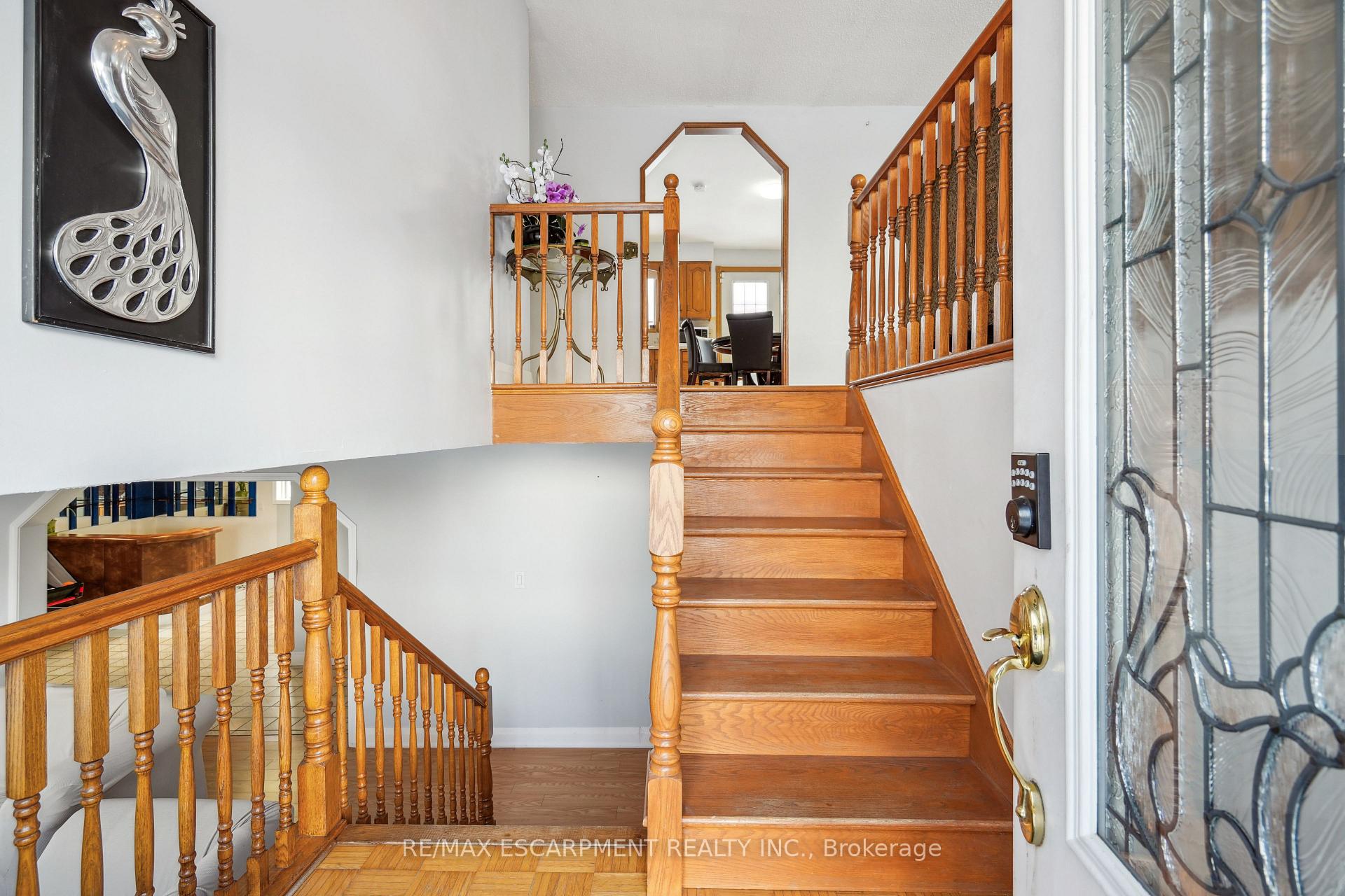 Photo 4 of 515 Brock Road, Hamilton, Rural Flamborough — HOMEH