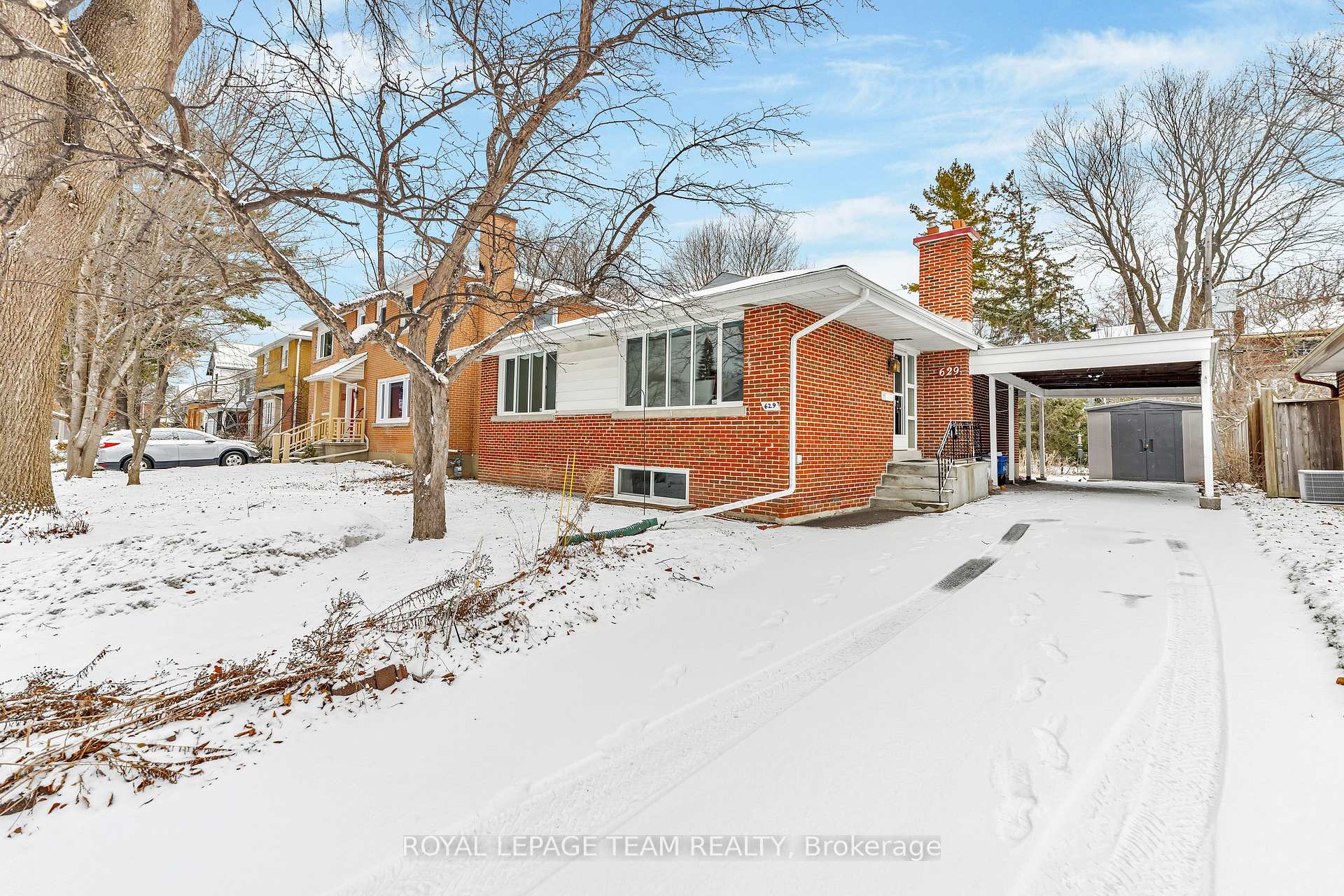 Photo 2 of 629 Mansfield Avenue, Ottawa, McKellar/Highland — HOMEH