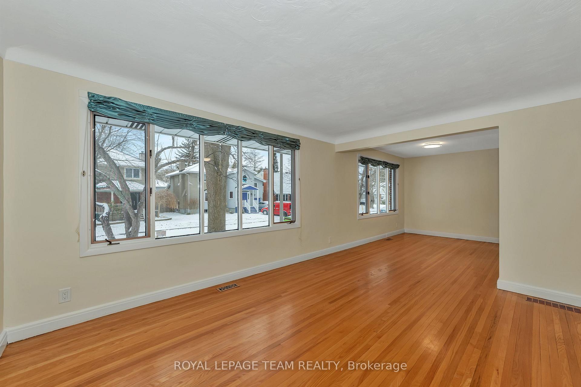 Photo 6 of 629 Mansfield Avenue, Ottawa, McKellar/Highland — HOMEH