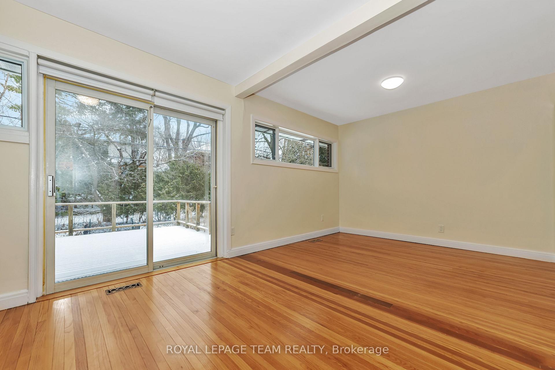Photo 16 of 629 Mansfield Avenue, Ottawa, McKellar/Highland — HOMEH
