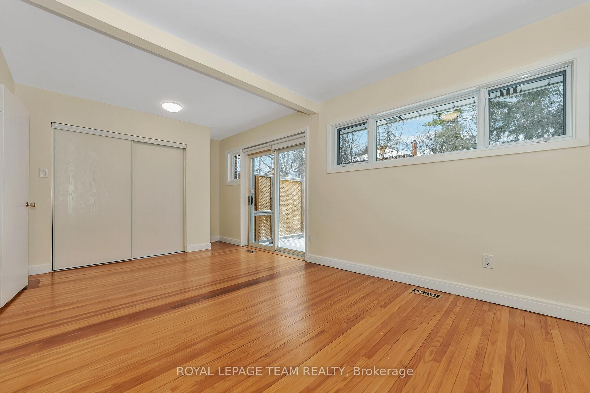 Photo 17 of 629 Mansfield Avenue, Ottawa, McKellar/Highland — HOMEH