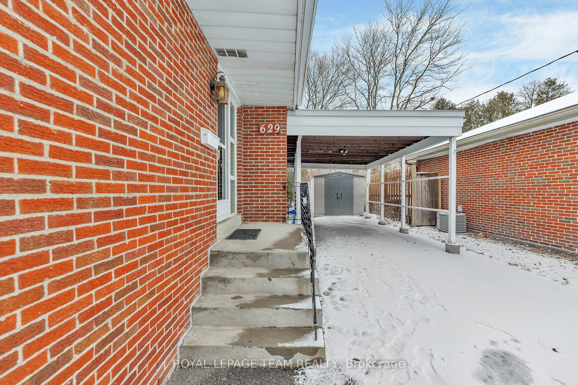 Photo 36 of 629 Mansfield Avenue, Ottawa, McKellar/Highland — HOMEH