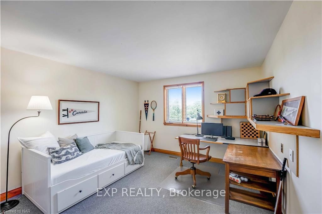 Photo 34 of 29 Dundas Crescent, St. Catharines, Burleigh Hill — HOMEH