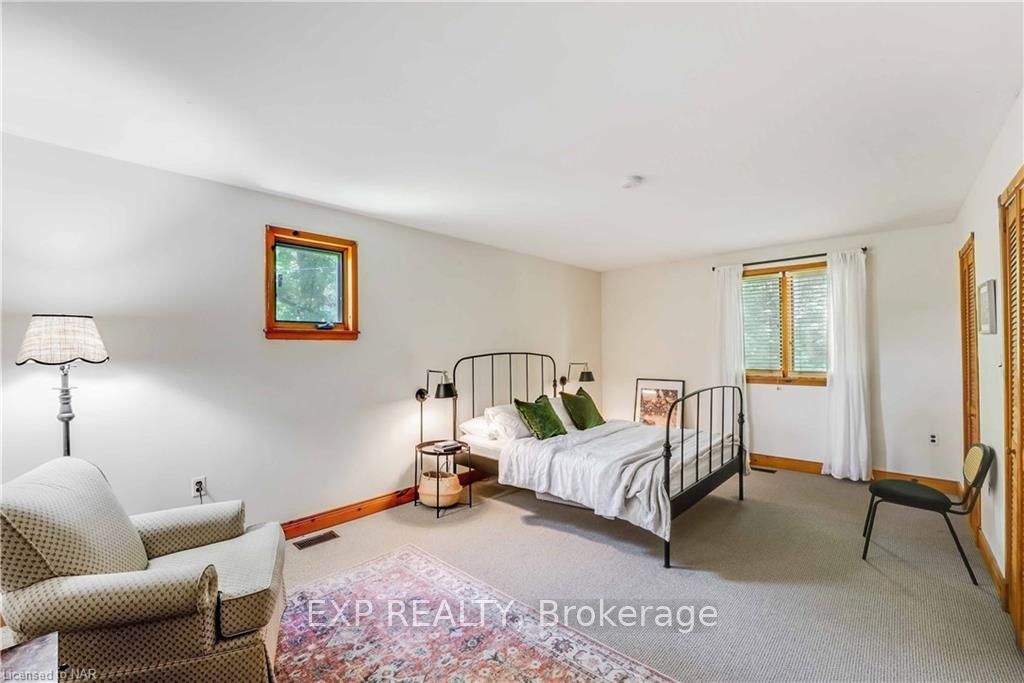 Photo 44 of 29 Dundas Crescent, St. Catharines, Burleigh Hill — HOMEH