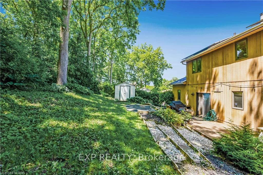 Photo 58 of 29 Dundas Crescent, St. Catharines, Burleigh Hill — HOMEH