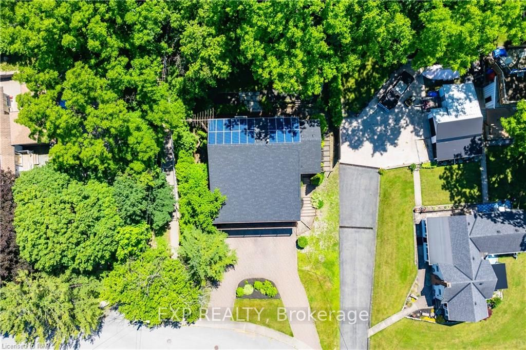 Photo 86 of 29 Dundas Crescent, St. Catharines, Burleigh Hill — HOMEH