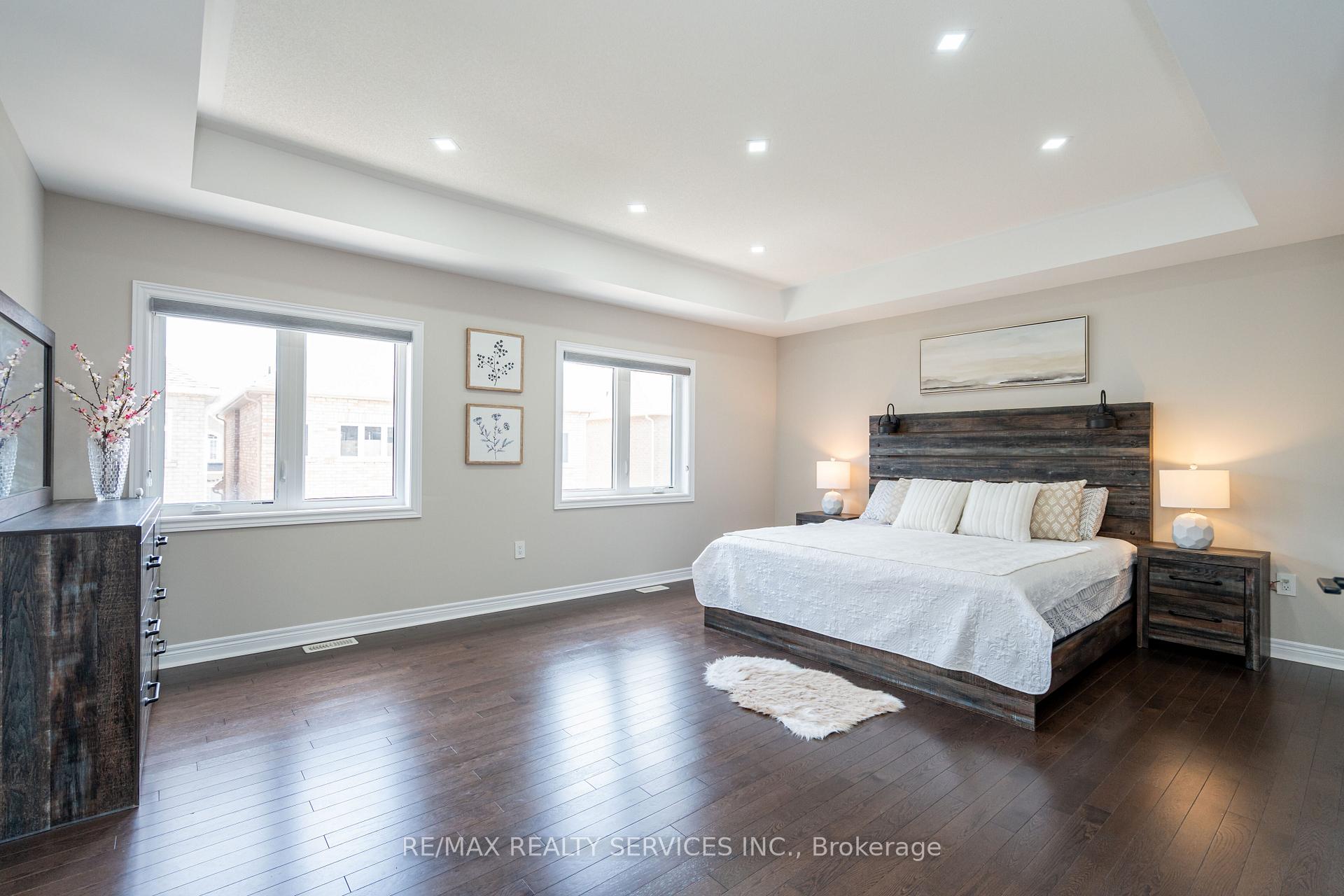 Photo 44 of 105 Benhurst Crescent, Brampton, Northwest Brampton — HOMEH