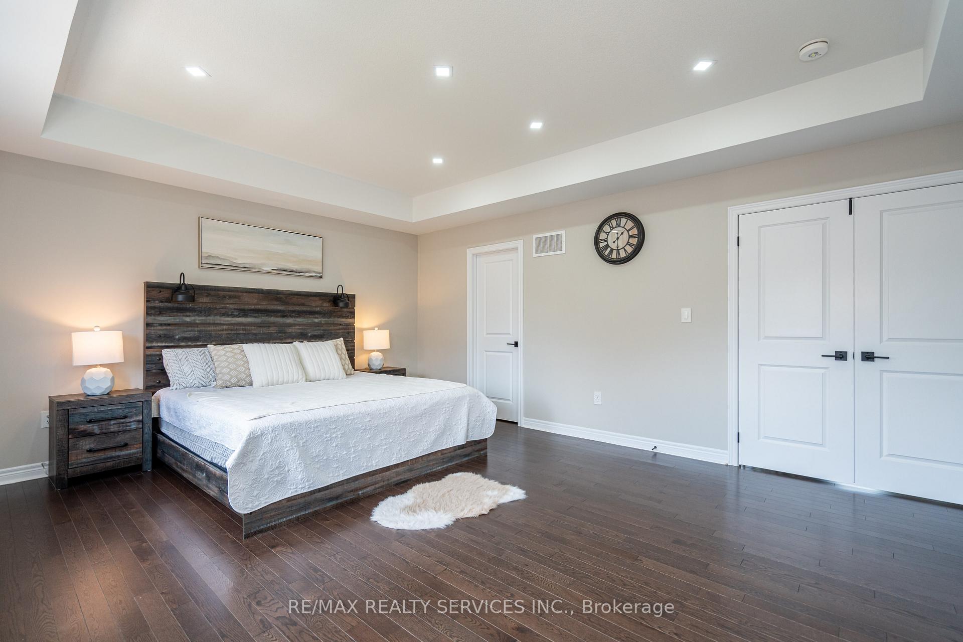Photo 14 of 105 Benhurst Crescent, Brampton, Northwest Brampton — HOMEH