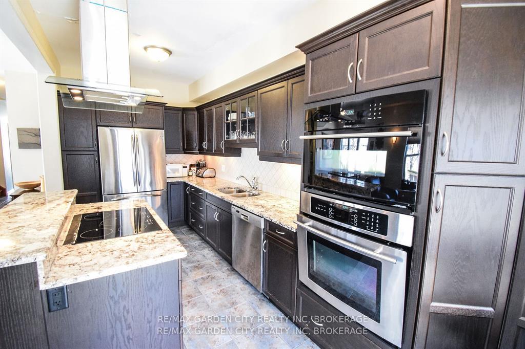 Photo 20 of 47 Montebello Place, St. Catharines, Downtown — HOMEH