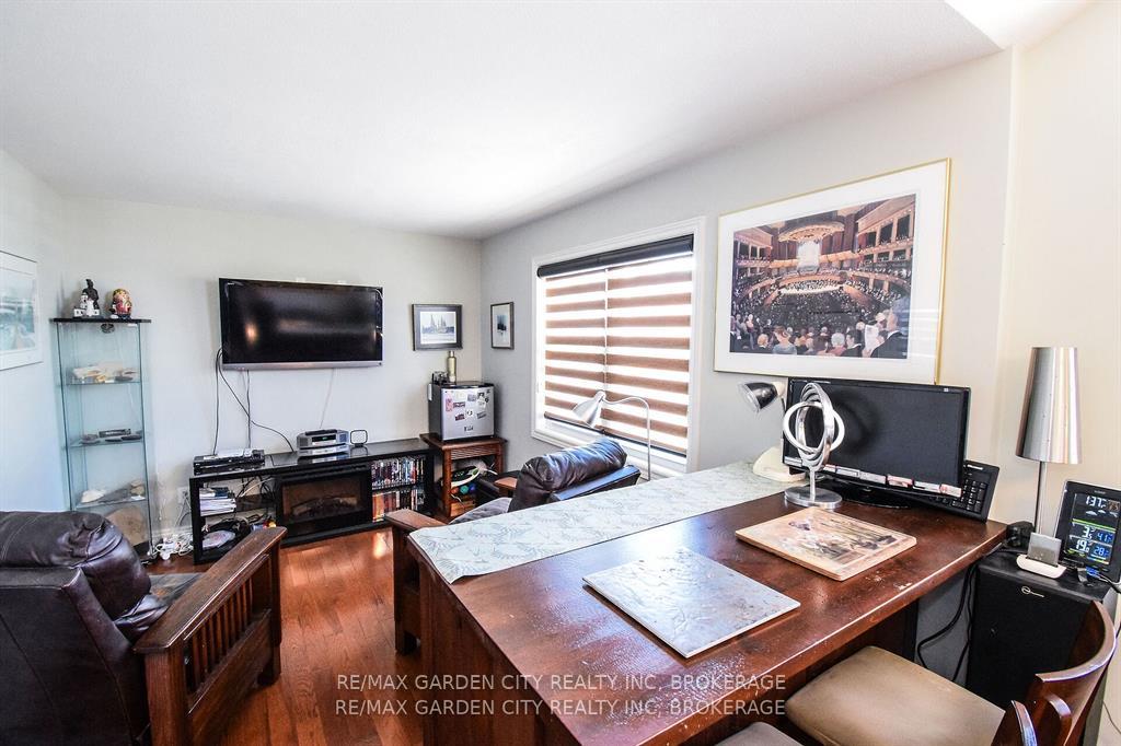 Photo 30 of 47 Montebello Place, St. Catharines, Downtown — HOMEH