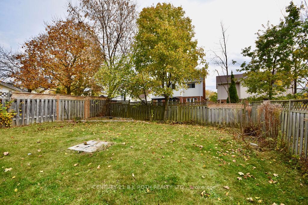 Photo 35 of 51 Gosney Crescent, Barrie, Painswick North — HOMEH