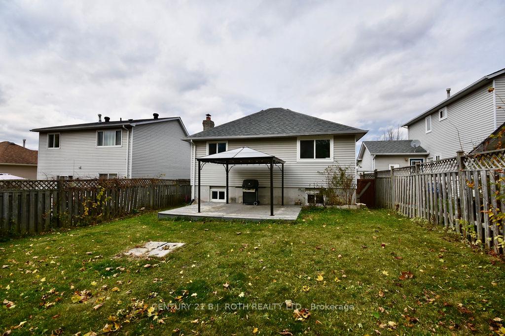 Photo 36 of 51 Gosney Crescent, Barrie, Painswick North — HOMEH