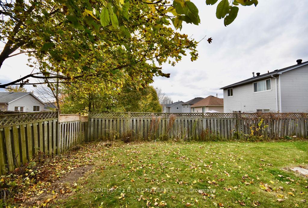Photo 37 of 51 Gosney Crescent, Barrie, Painswick North — HOMEH
