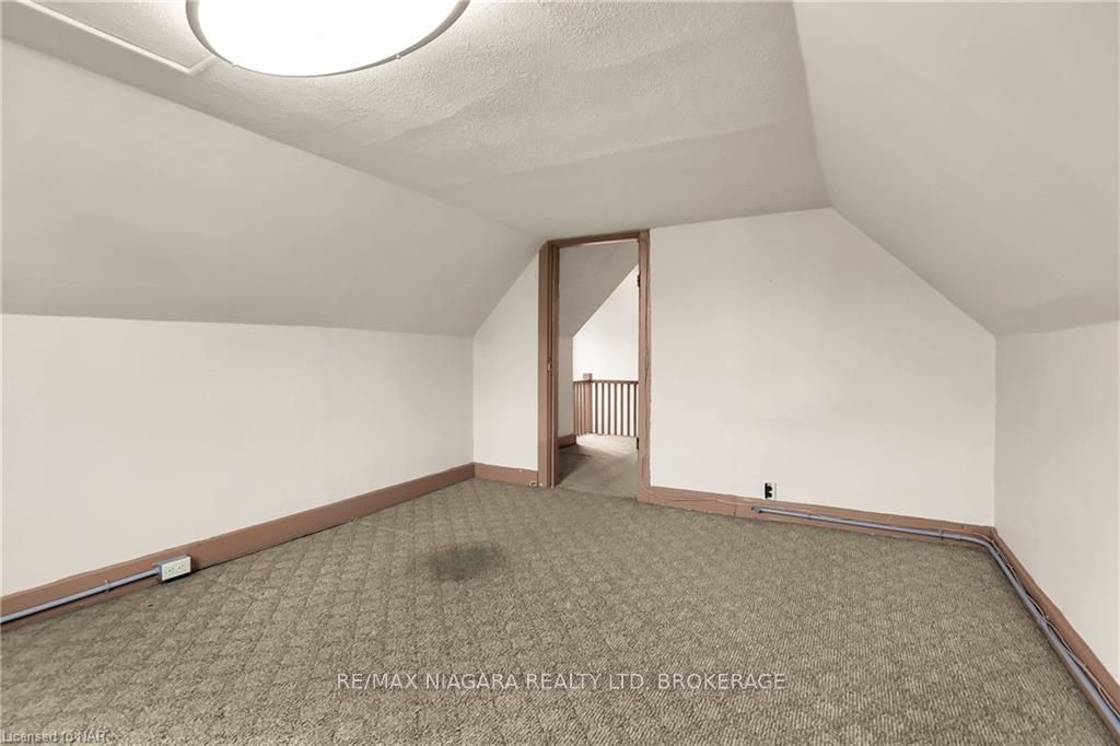 Photo 25 of 145 Welland Avenue, St. Catharines, Downtown — HOMEH
